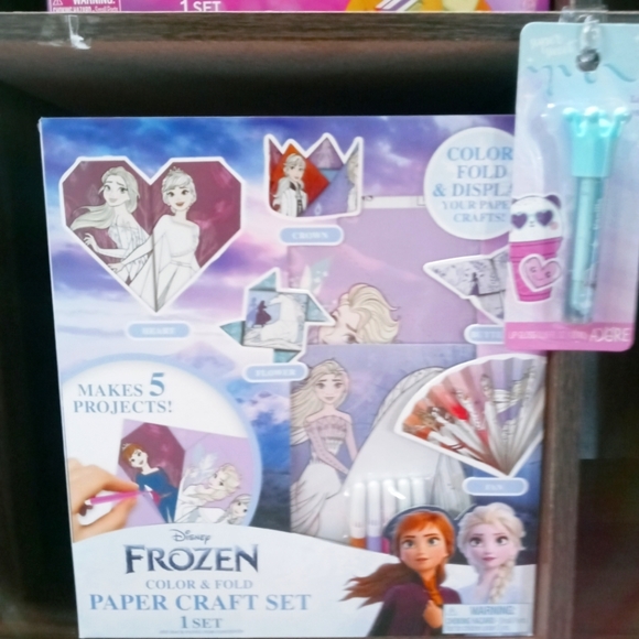 FROZEN/DISNEY PRINCESS JASMINE activity/craft set w/ FREE LIP GLOSS - Picture 2 of 3